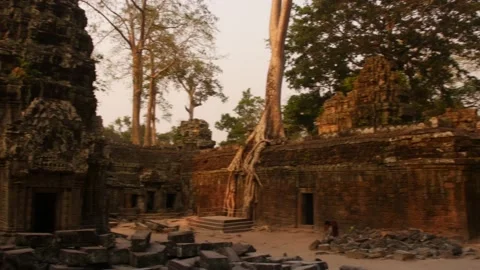 Angkor wat temple complex cambodia evening Stock Footage 130966803