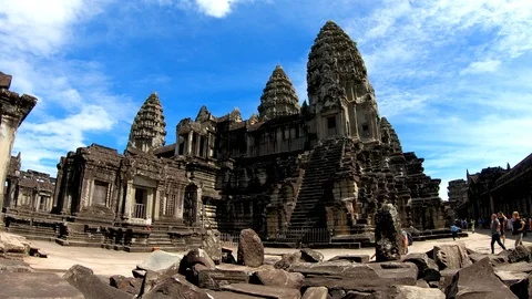 Angkor Wat Temple Front Real Time 動画素材 106817234