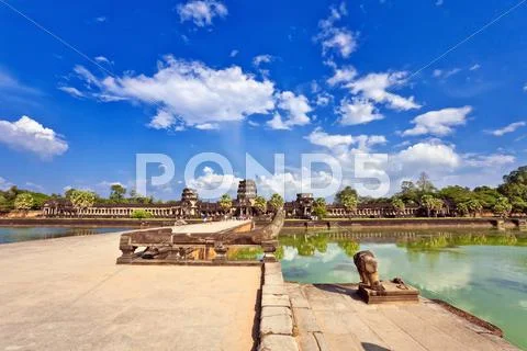 Angkor wat temple Stock Photos