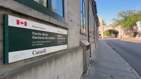 Angled close-up of the Parks Canada sign at the Québec Garrison Club 動画素材 342692655