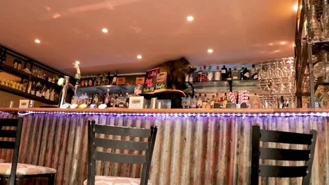 Angola 76 bar low down video 스톡 동영상 136981741