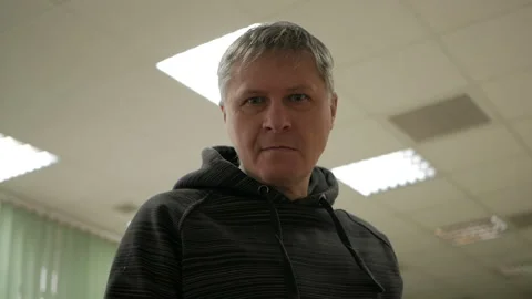 Angry boss shouting angrily at the subordinate in the office. Psychopath Stock Footage 99337390