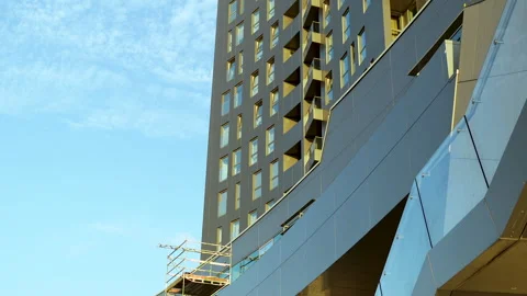 Angular architecture of a modern building with balconies. Vídeos de archivo 255653434