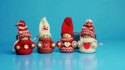 Animated characters open a gift with surprise. Stock Footage 83321419