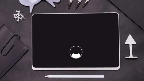 Animated e-mail chain on digital tablet Stock Footage 85317772