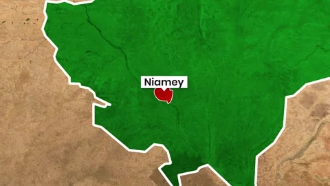 Animated motion map graphic highlighting Niamey, Niger with red marker Stock Footage 343385161