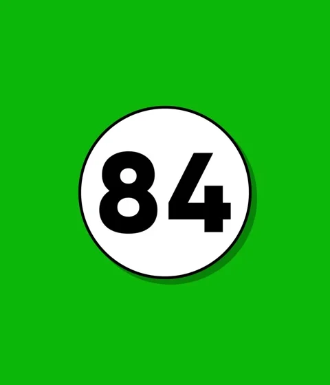 Animated number eighty-four appearing on simple green background with white.. 스톡 동영상 332396594