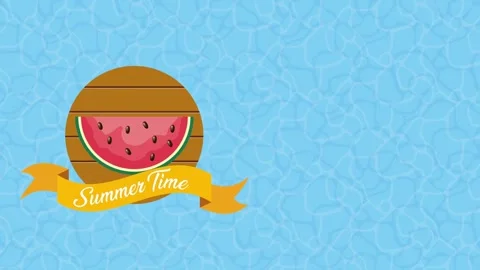 Animated summer time label with floating seasonal vacation items on water s.. Stock Footage 338400804