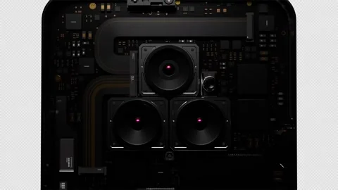 Animation of the assembly of various components into a phone with three camer 库存影片 245069946