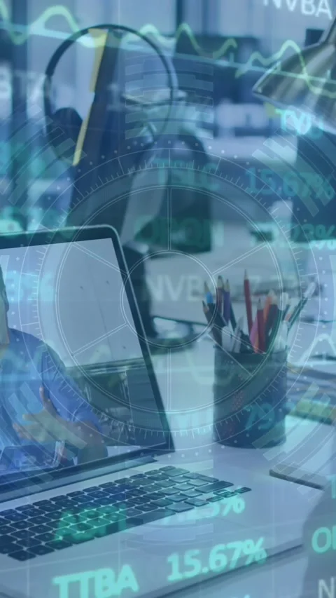 Animation of circular pattern, trading board over asian coworkers sharing ideas Video stock 321991523