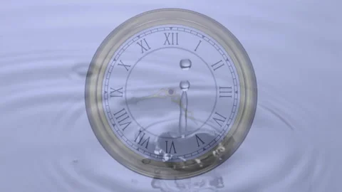 Animation of clock moving over drop falling into water Video stock 265561586