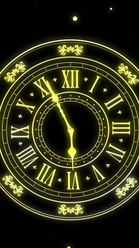 Animation of clock showing midnight and fireworks exploding on black background Vídeos de archivo 343713435