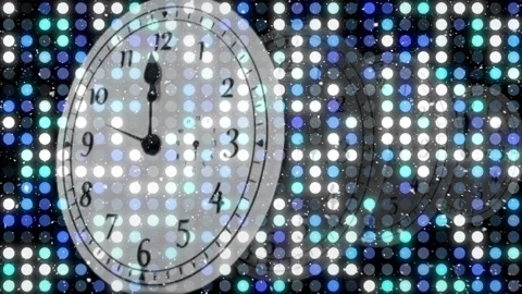Animation of clock showing midnight, fireworks exploding with rows of dots and 库存影片 159646623