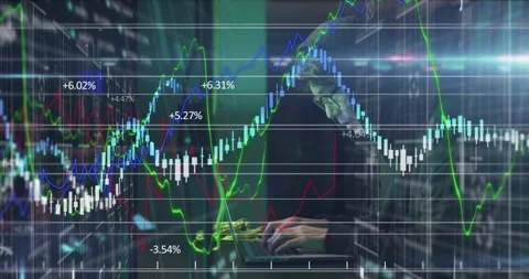 Animation of financial data processing over asian man in server room Stockbeeldmateriaal 330255250