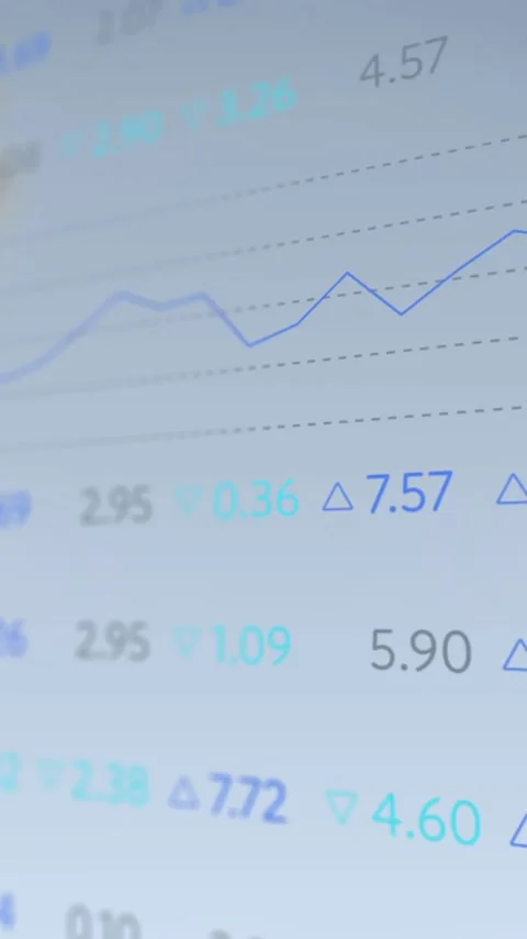 Animation of financial data processing over cityscape Vidéo 342601289