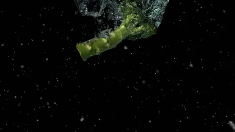 Animation of fireworks exploding and confetti falling 動画素材 327527117