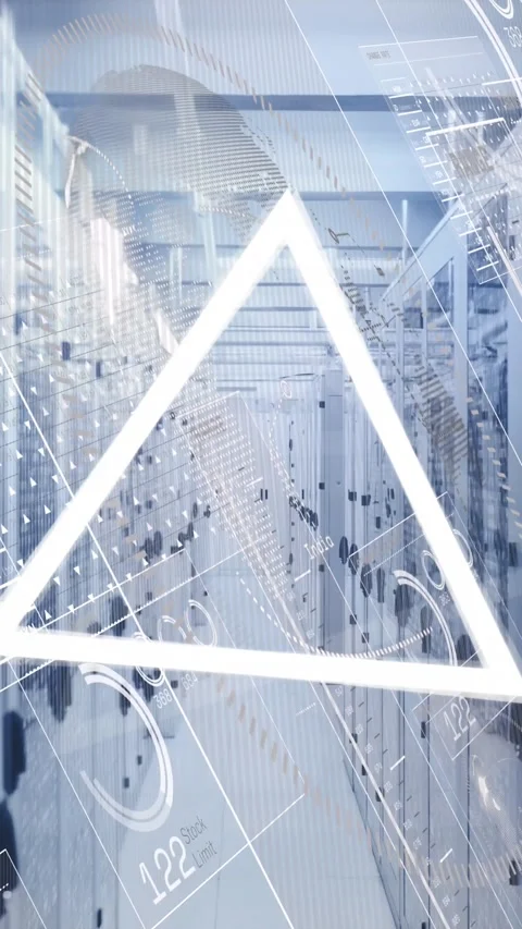 Animation of interface with data processing and triangular shape spinning Stockbeeldmateriaal 321171767