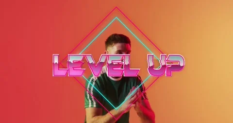 Animation of level up text over neon pattern caucasian football player Vídeo Stock 330479175