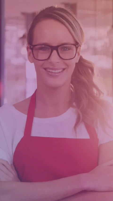 Animation of light spot over smiling caucasian female worker in cafe Vídeo Stock 342315812