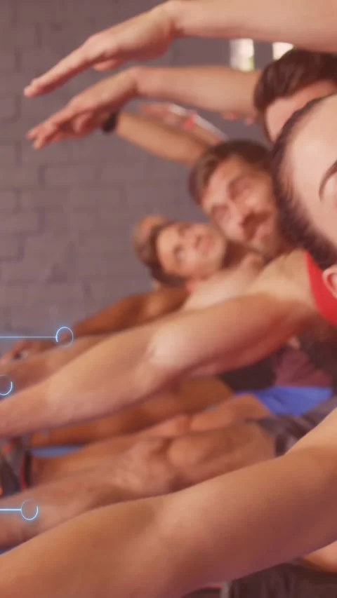 Animation links microprocessor and diverse gym-goers in a crypto-fitness theme. Vídeo Stock 321788827