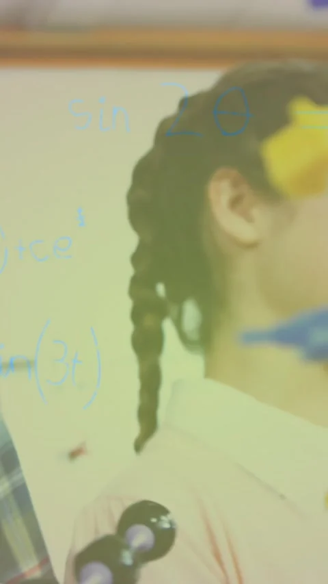 Animation of mathematical equations over caucasian children with model in lab Video stock 344765586