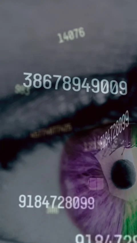 Animation of numbers over eye of caucasian woman Vídeos de archivo 342600210