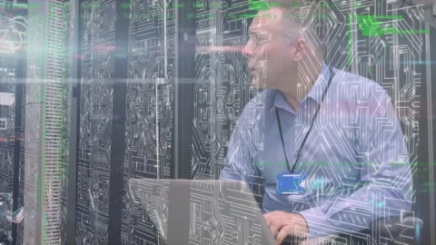 Animation of screens with microprocessor connections over male engineer working Vídeo Stock 327586322