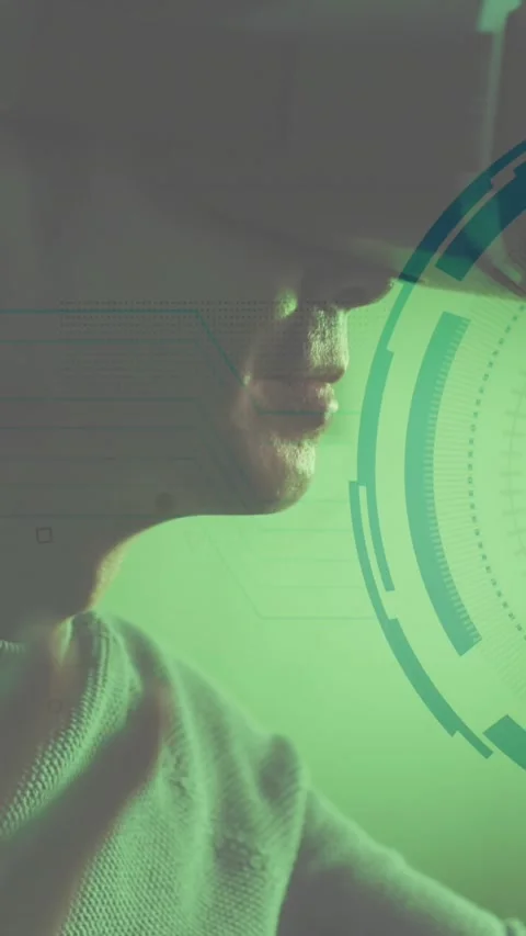 Animation of security padlock icon against asian male engineer wearing vr Stock Footage 321039046