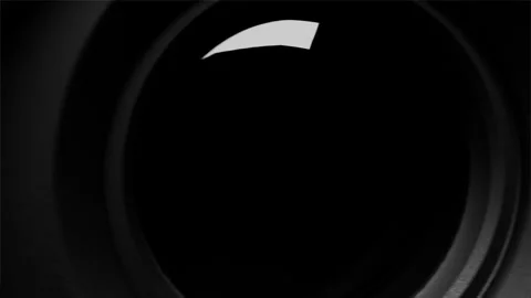 Animation of a video camera with a lens. there is an alpha channel Stock-Footage 251680374