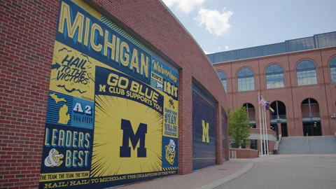 Ann Arbor, MI - May 27, 2022: University of Michigan mural on college campus Stock Footage 200859557