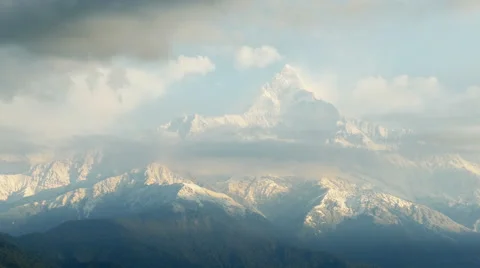 Anna purna south clouds timelapse Vidéo 48832346