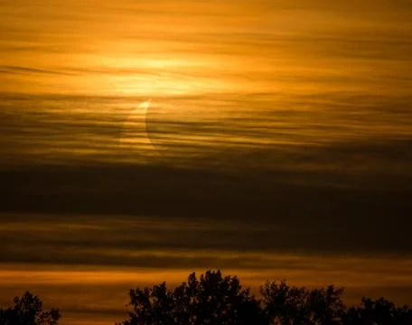 Annular eclipse over Montreal sky Fotos Stock