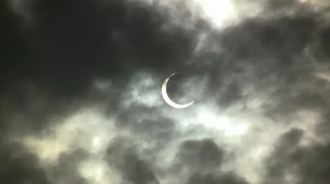 Annular Solar Eclipse (timelapse - approach totality) Video stock 11075441
