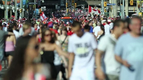 Anonymous crowd. 스톡 동영상 100444927