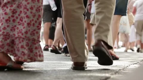 Anonymous crowd walking away Video stock 11942212