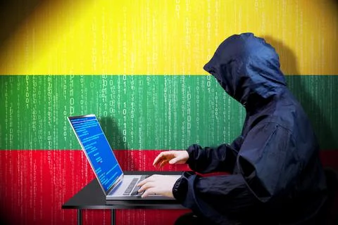 Anonymous hooded hacker, flag of Lithuania, binary code Illustrazione stock