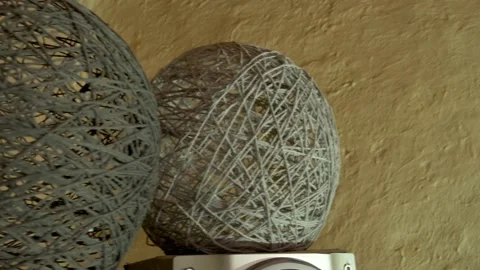 Another style of string art, by making the strings around ballon and make 動画素材 148115708