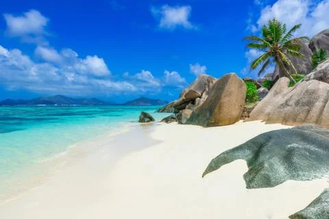 Anse Source d'Argent - Beach on island La Digue in Seychelles Фото