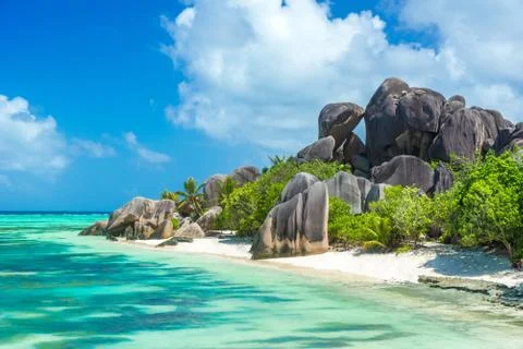 Anse Source d'Argent - Beach on island La Digue in Seychelles Fotos de archivo