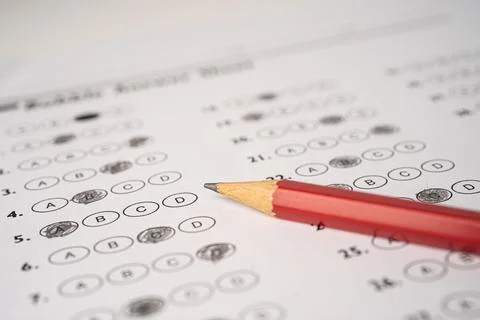 Answer sheets with Pencil drawing fill to select choice, education concept Stock Photos