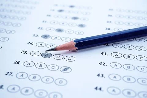 Answer sheets with Pencil drawing fill to select choice : education concept Stock Photos