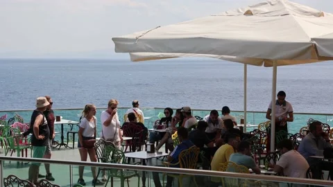 Antalya, people on the observation deck overlooking the sea and the city. Video stock 200895635