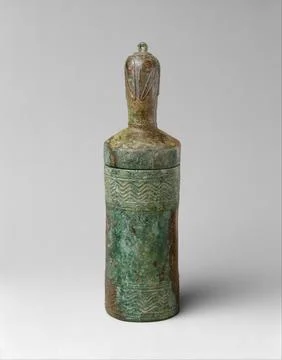 Anthropomorphic Lime Container ca. 500 B.C.A.D. 300 Indonesia (Java, Lumaja.. Fotos de archivo