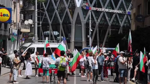 Anti-euro campaigners protest in Sofia, Sofía, BG - 08 Jul 2025 Stock-Footage 312686883