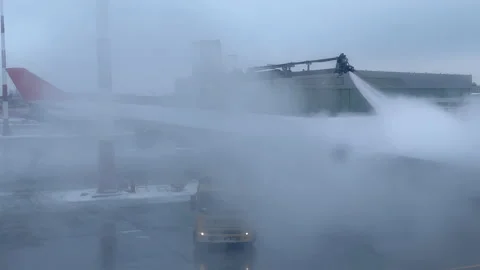 Anti icing processing Stockbeeldmateriaal 166630585