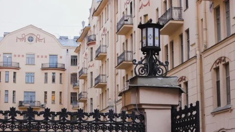 Antique architecture bas-relief column pattern and vintage lantern 스톡 동영상 120134028