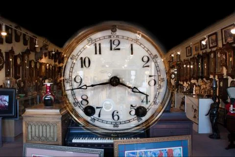 Antique clock store Stock-Fotos