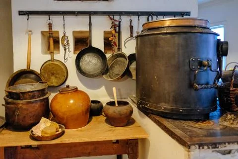 Antique kitchen utensils. Kitchenware Foto stock