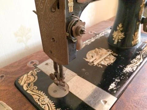 Antique singer sewing machine Stock Photos
