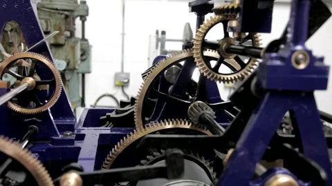 Antique Tower Clockwork Gears and Mechanism in Motion 스톡 동영상 345753850